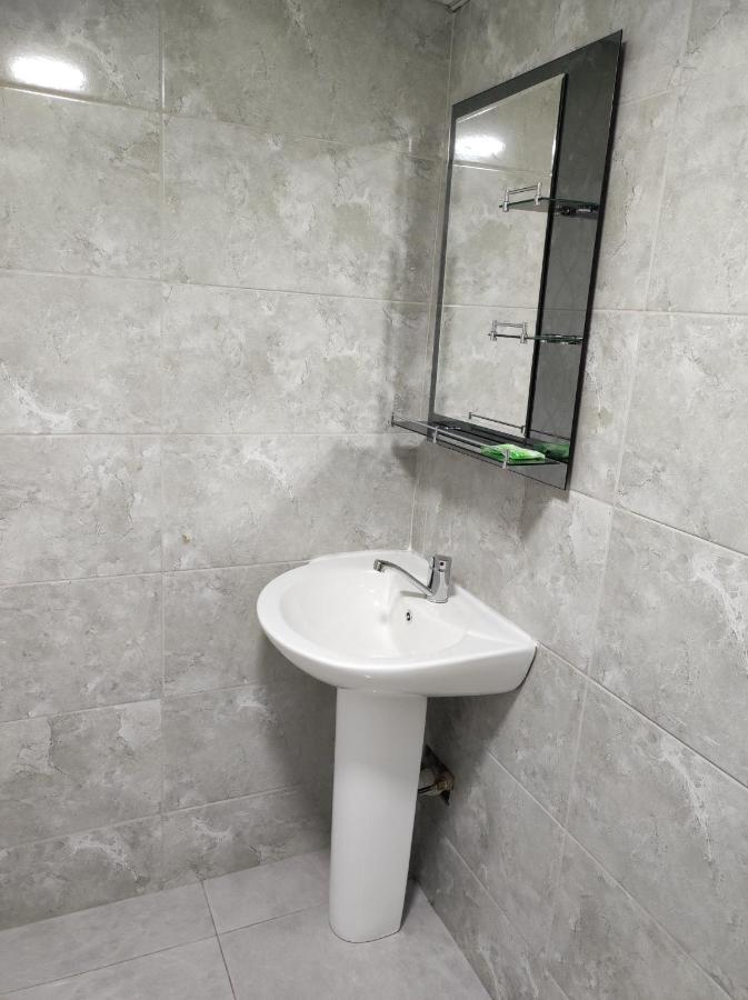 Guest House Koba Batoumi Extérieur photo